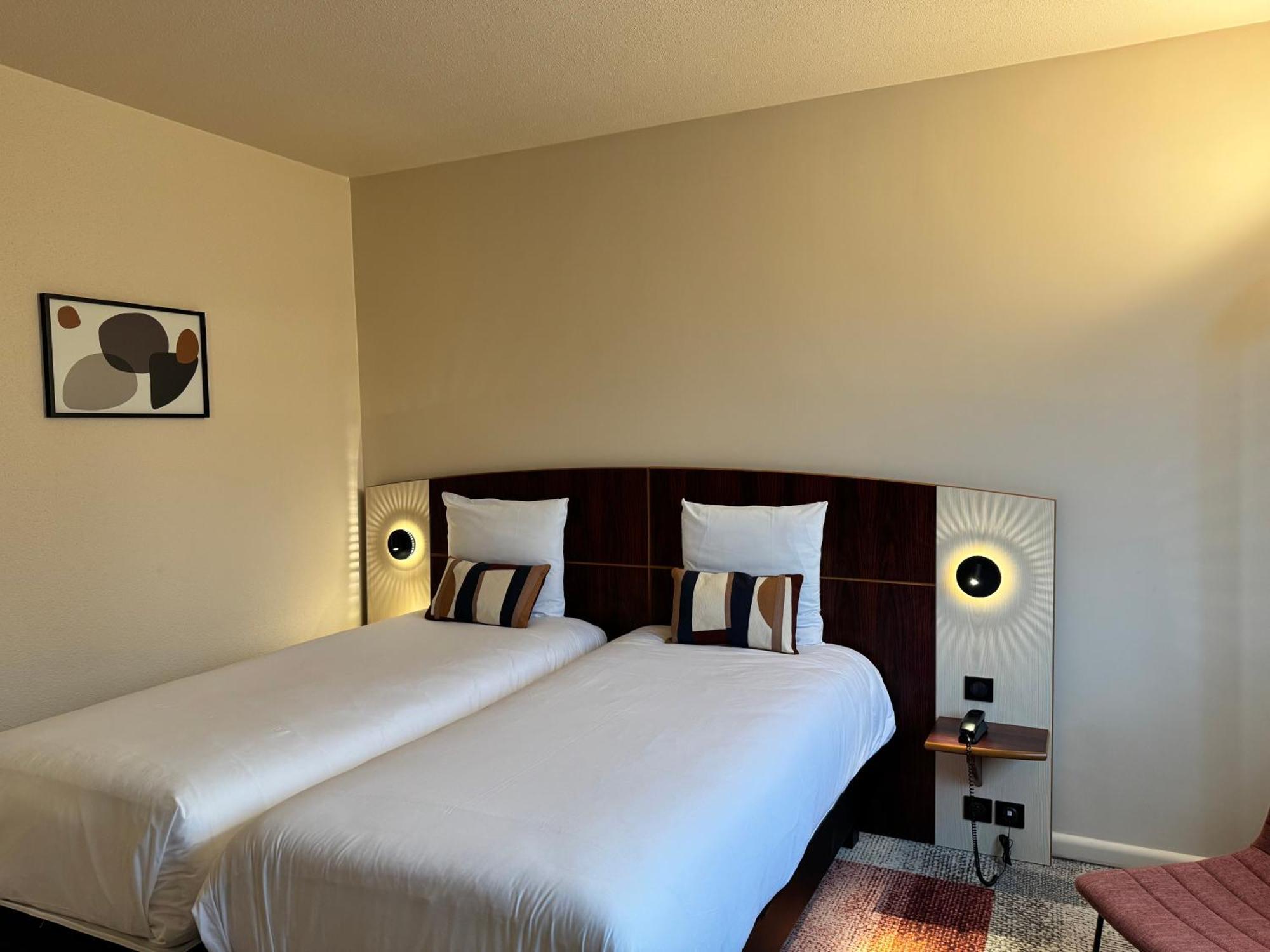 Mercure Besancon Parc Micaud - Hotel & Bar Dış mekan fotoğraf