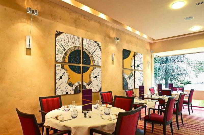 Mercure Besancon Parc Micaud - Hotel & Bar Dış mekan fotoğraf
