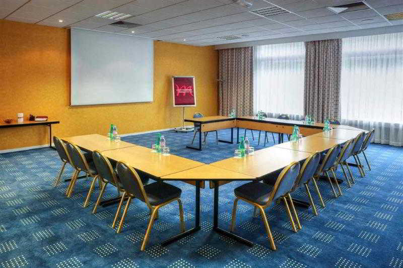 Mercure Besancon Parc Micaud - Hotel & Bar Dış mekan fotoğraf