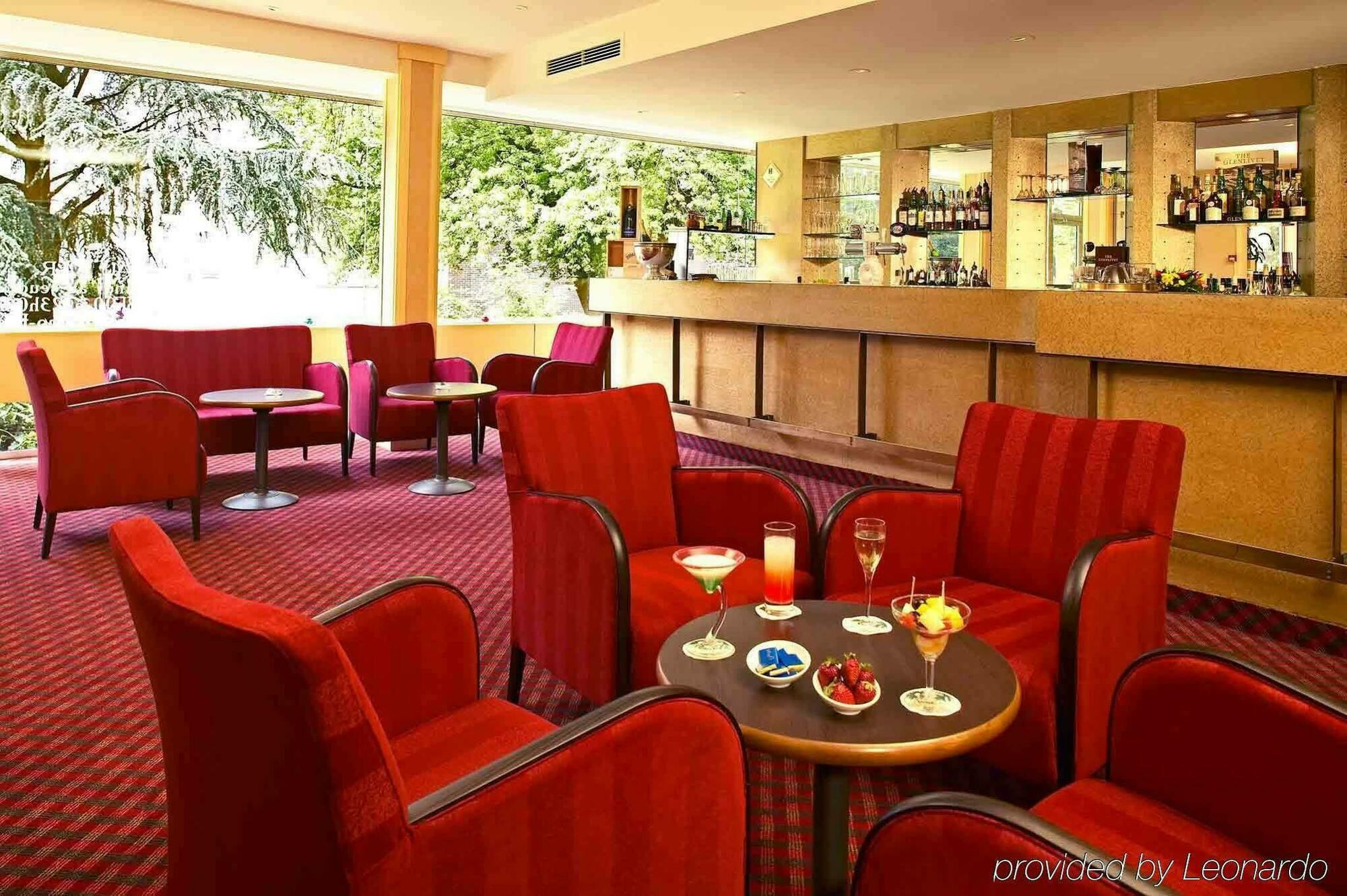 Mercure Besancon Parc Micaud - Hotel & Bar Dış mekan fotoğraf